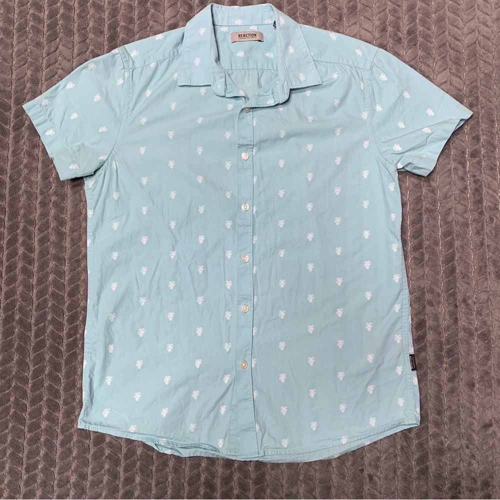 Kenneth Cole Reaction Shirt Mens Large Blue Button Up Short Sleeve Pineapple AOP